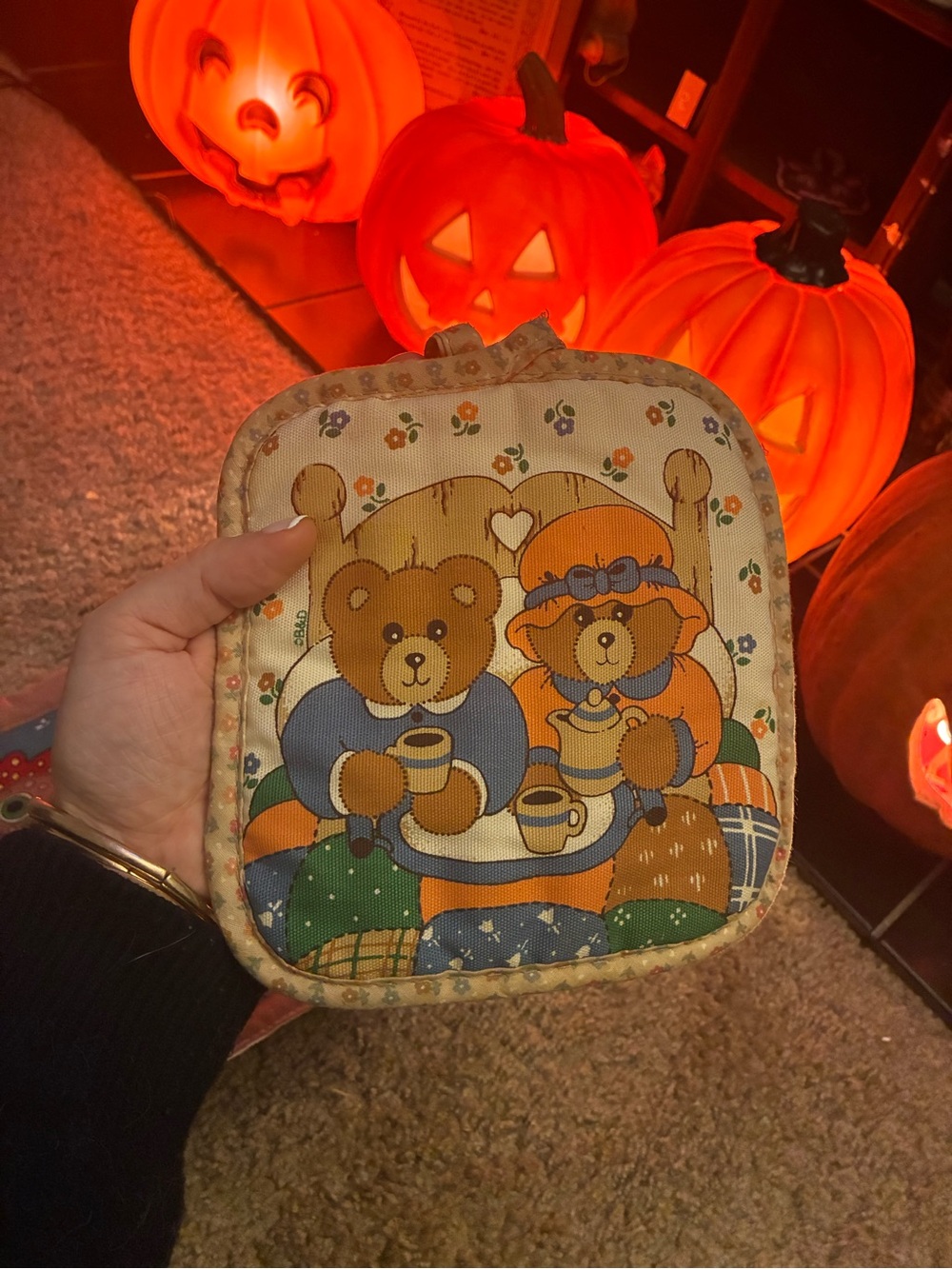 Vintage Bear Tea Party Pot Holder - Cream & Orange